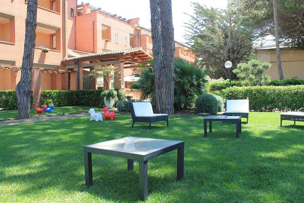 Ricci Hotel Marina di Grosseto Esterno foto