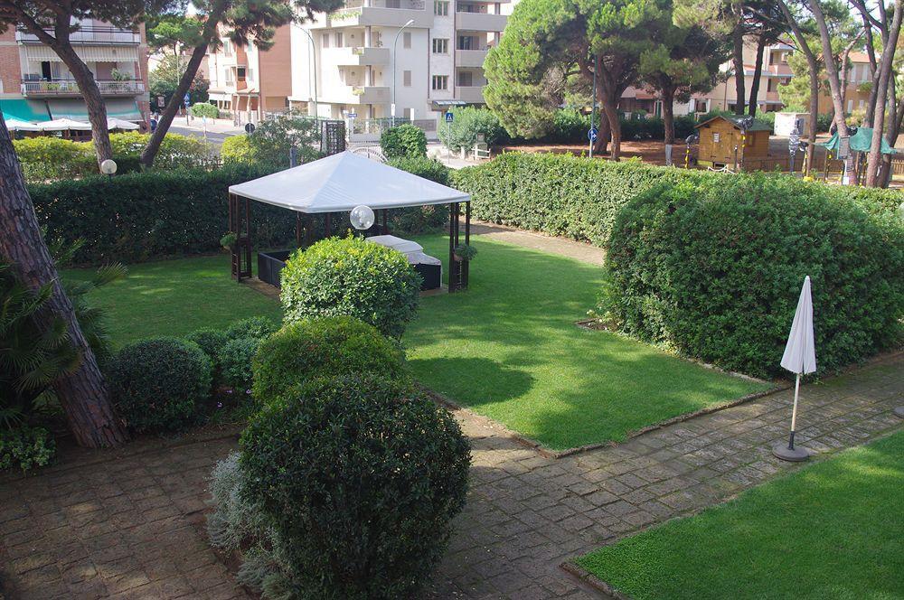 Ricci Hotel Marina di Grosseto Esterno foto