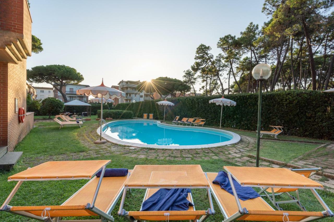 Ricci Hotel Marina di Grosseto Esterno foto